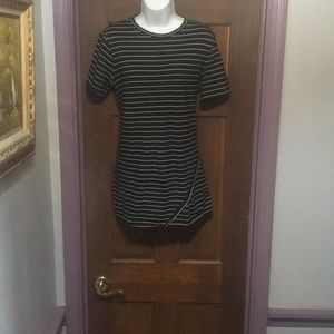 Black & Tan long tee forever 21 size M